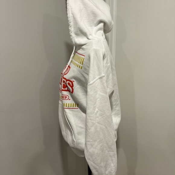 Unisex Sz: M  Cup of Noodles White Graphic Print Pullover Kangaroo Pouch Hoodie. - Picture 10 of 10